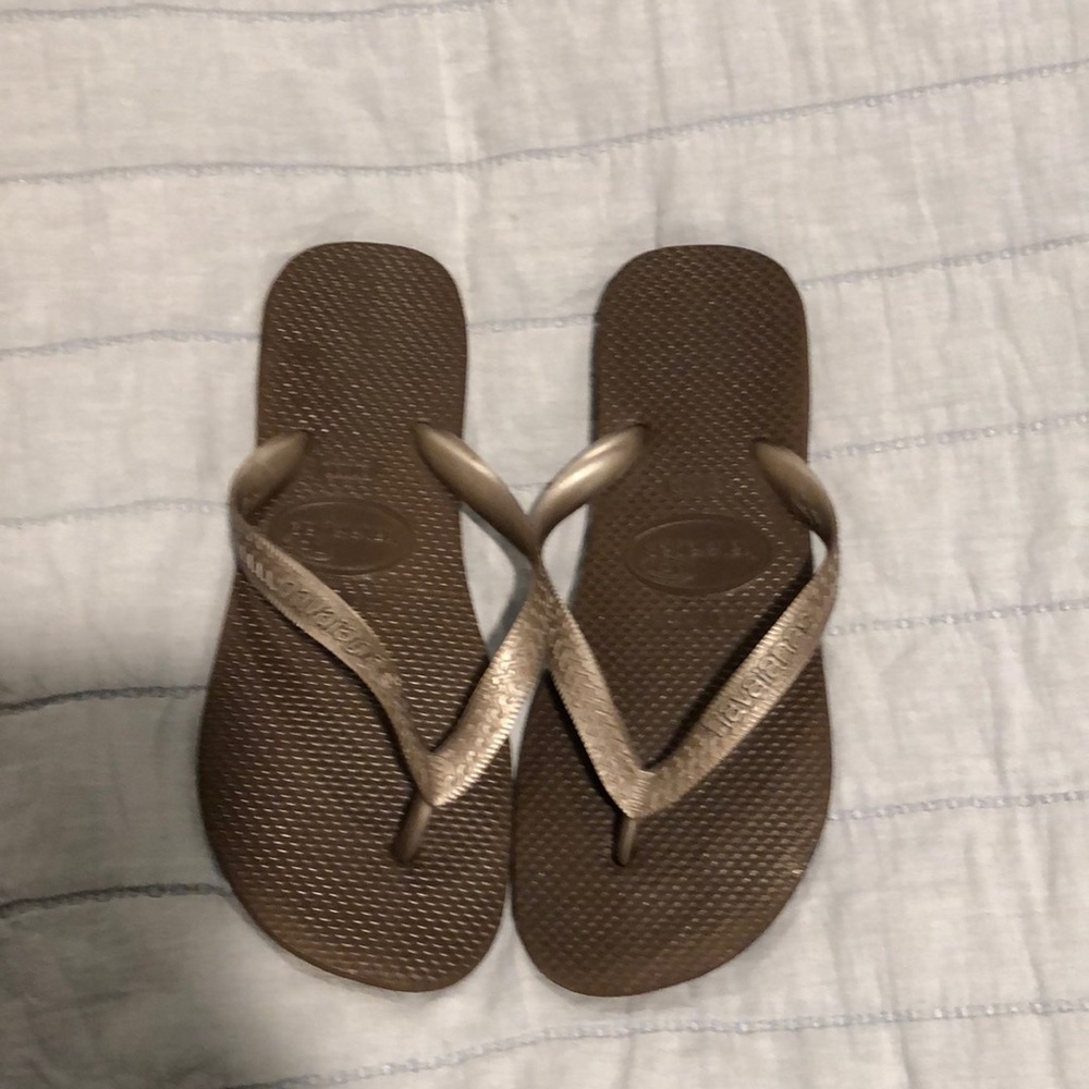 Flip flops